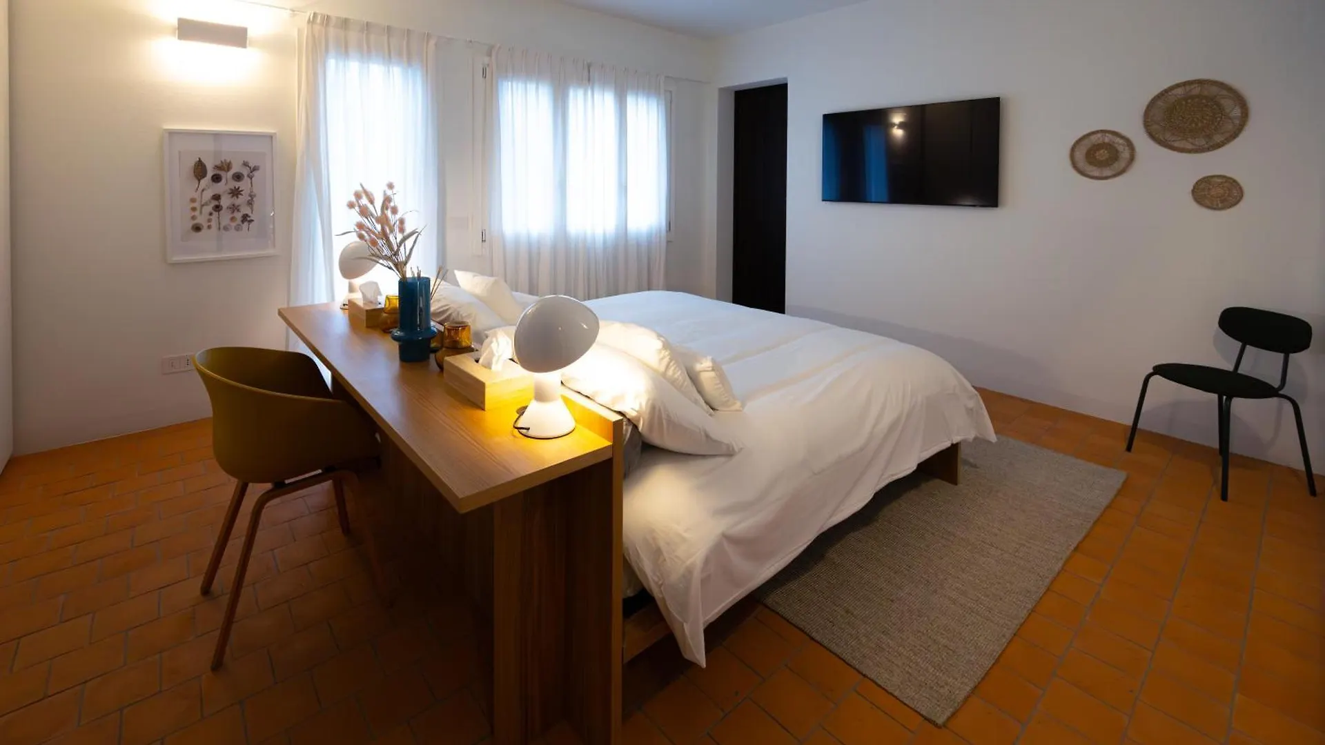 Lunavi Forte dei Marmi 0*,